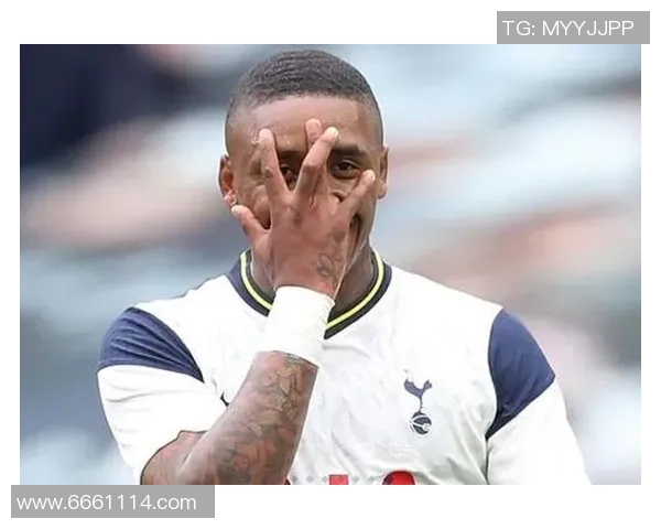 足球明星捂脸庆祝瞬间揭秘背后的情感与故事