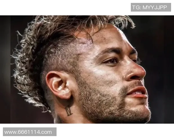 德国足球明星墙纸高清设计灵感打造个性化家居空间的完美选择 德国足球明星墙纸高清设计灵感打造个性化家居空间的完美选择