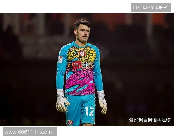 时尚与运动的完美结合足球明星在走秀舞台上的魅力展现 时尚与运动的完美结合足球明星在走秀舞台上的魅力展现