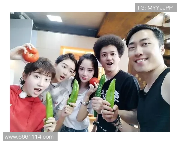 李静的足球人生:从小球员到教练的深度对话与成长历程分享 李静的足球人生:从小球员到教练的深度对话与成长历程分享