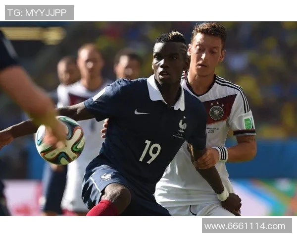 足球明星尖发发型解析:如何打造个性与风格兼具的运动造型 足球明星尖发发型解析:如何打造个性与风格兼具的运动造型